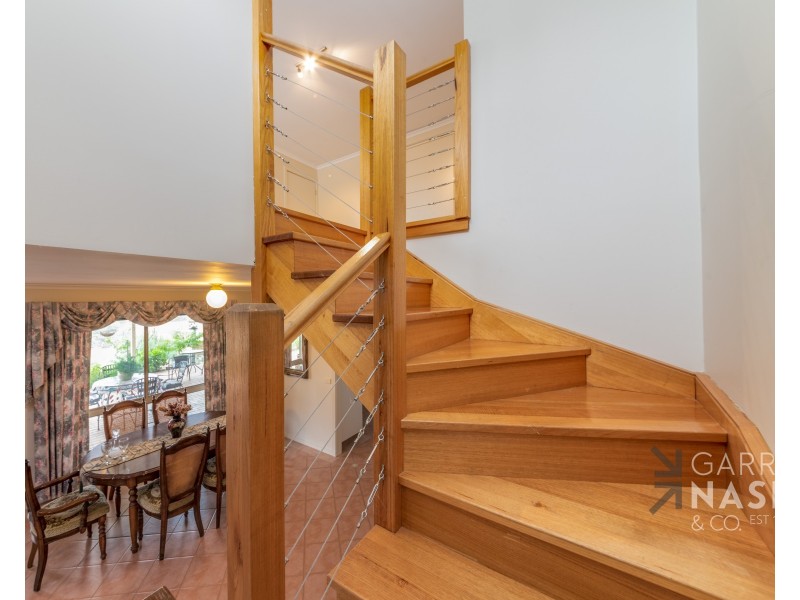 77 Illawong Road, Markwood VIC 3678