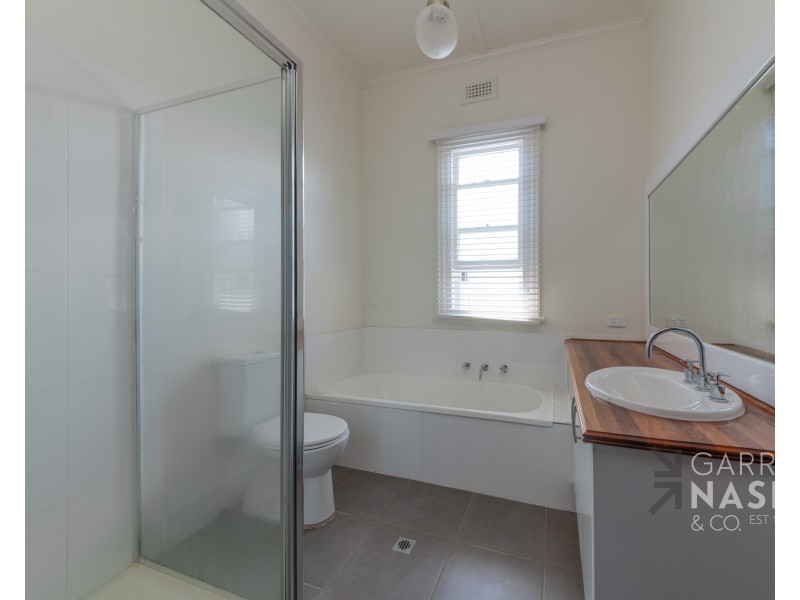 15 Crisp Street, Wangaratta VIC 3677