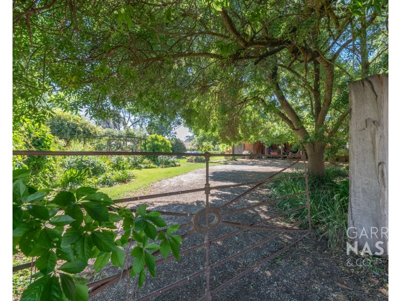2328 Wangaratta-Beechworth Road, Tarrawingee VIC 3678