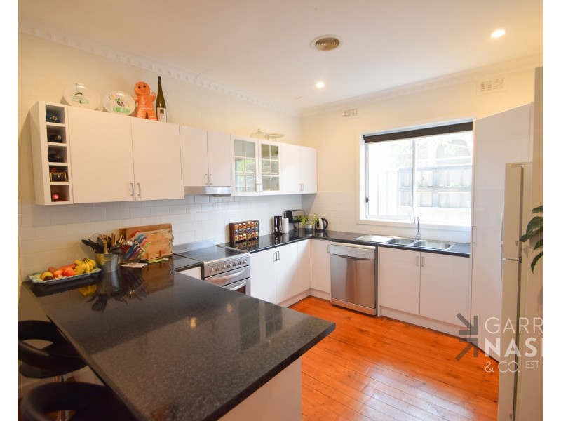 10 Bronmar Street, Wangaratta VIC 3677
