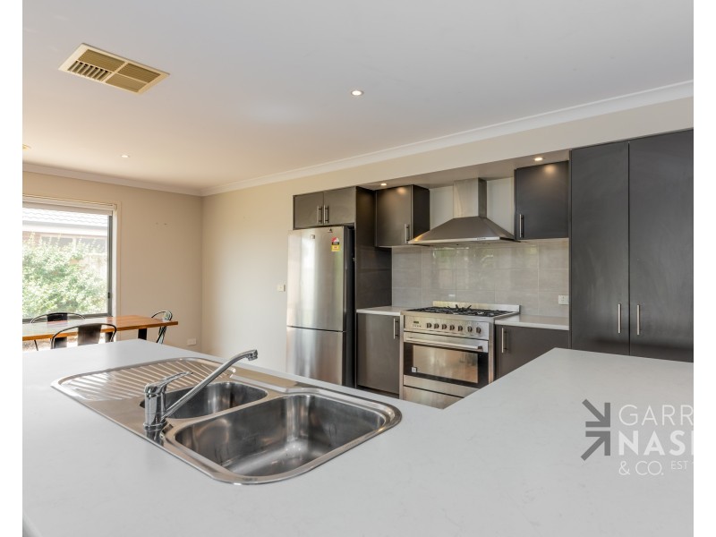48 Thomas Wedge Drive, Wangaratta VIC 3677