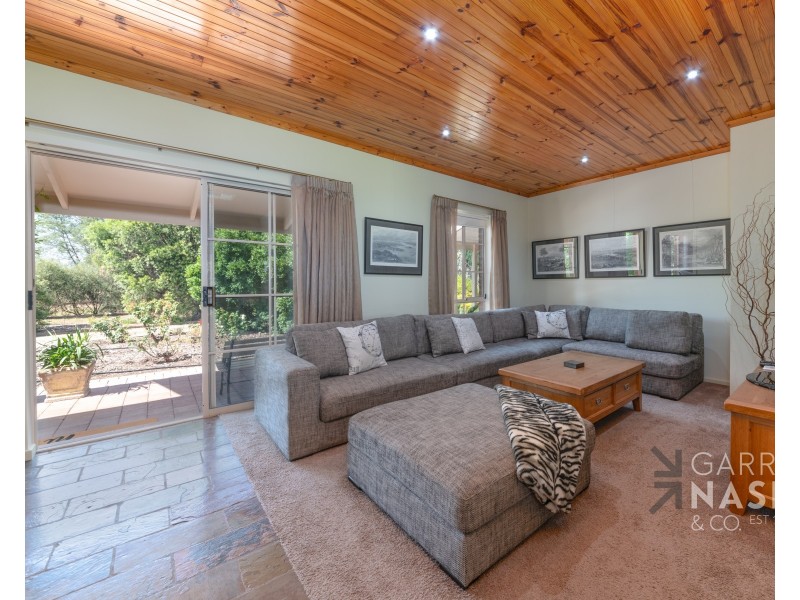 695 Wangaratta-Eldorado Road, Londrigan VIC 3678