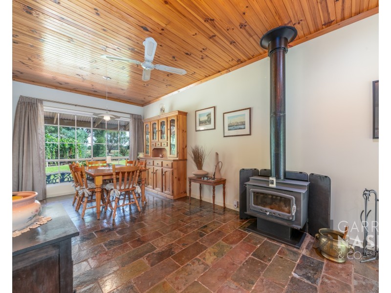 695 Wangaratta-Eldorado Road, Londrigan VIC 3678