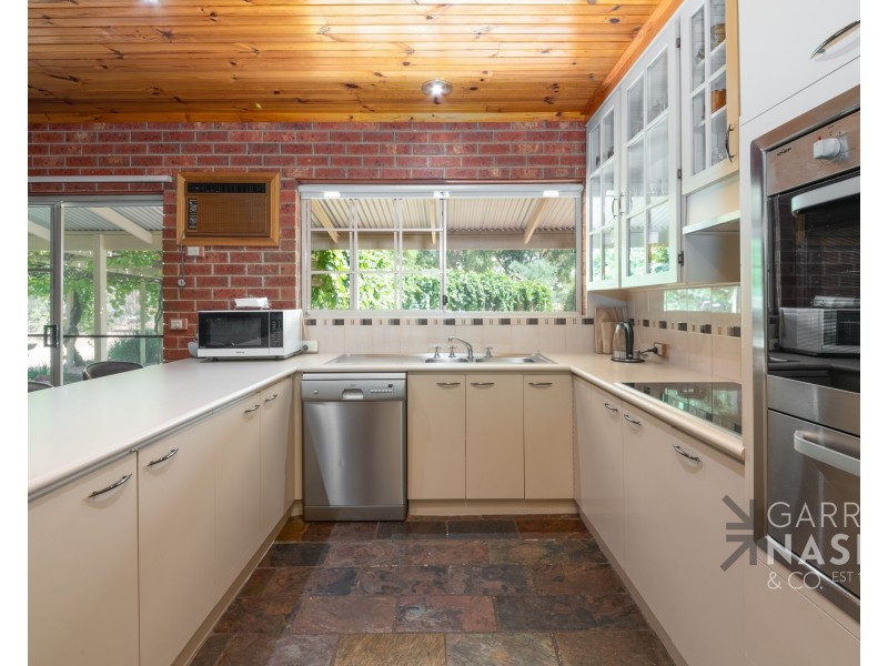 695 Wangaratta-Eldorado Road, Londrigan VIC 3678