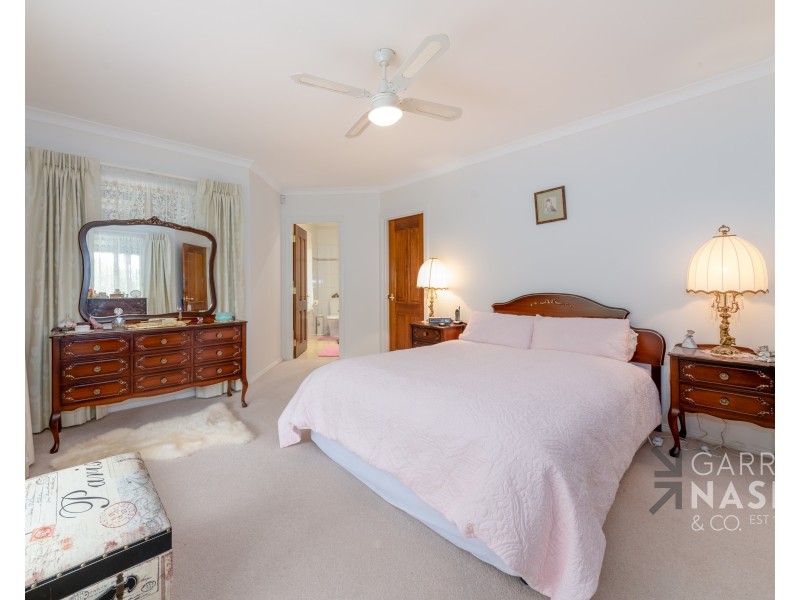 60 Smith Street, Oxley VIC 3678