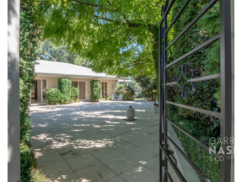 15 Dianne Close, Wangaratta VIC 3677