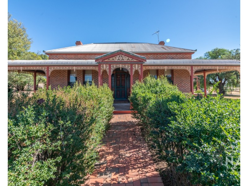 45 Miller Road, Bungeet West VIC 3726