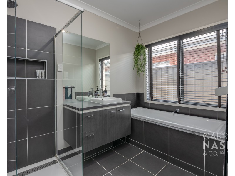 35 Nambrok Crescent, Wangaratta VIC 3677