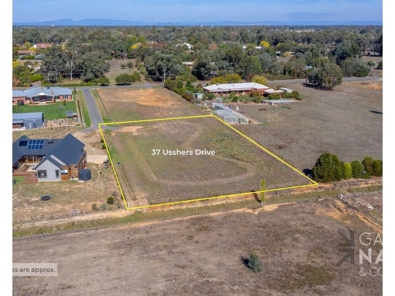37 Usshers Drive, Waldara VIC 3678