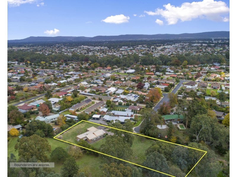 16 Gayer Avenue, Wangaratta VIC 3677