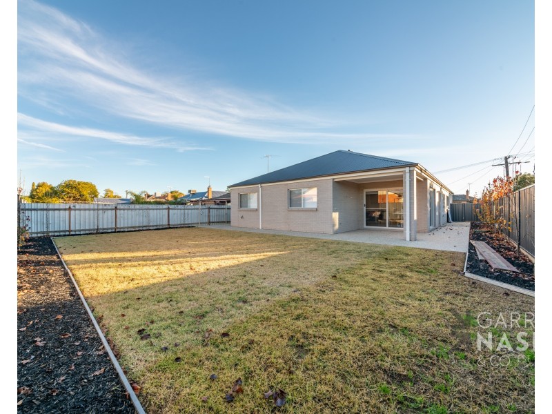 12 Leishman Street, Wangaratta VIC 3677