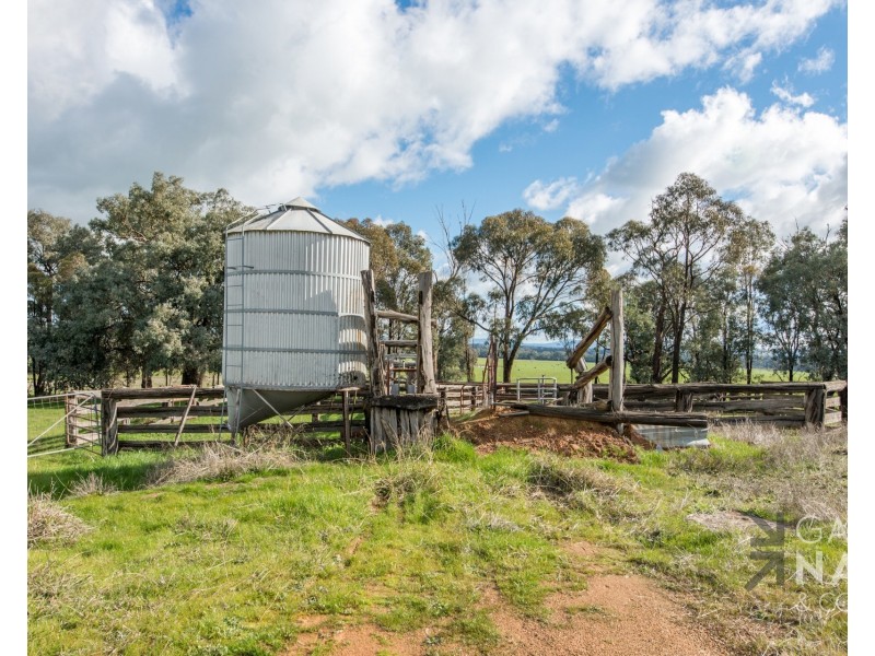 297 Kneebones Gap Road, Bobinawarrah VIC 3678