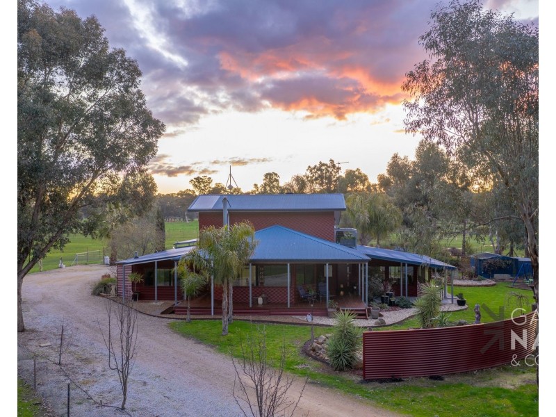200 Oxley-Greta West Road, Oxley VIC 3678