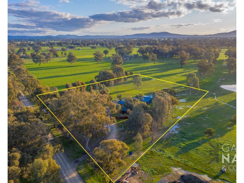 200 Oxley-Greta West Road, Oxley VIC 3678