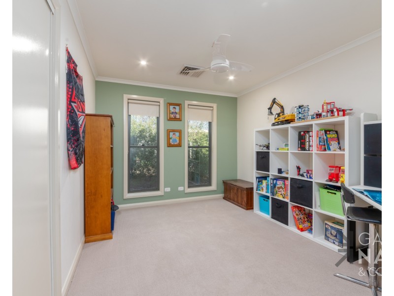 15 Jones Street, Oxley VIC 3678