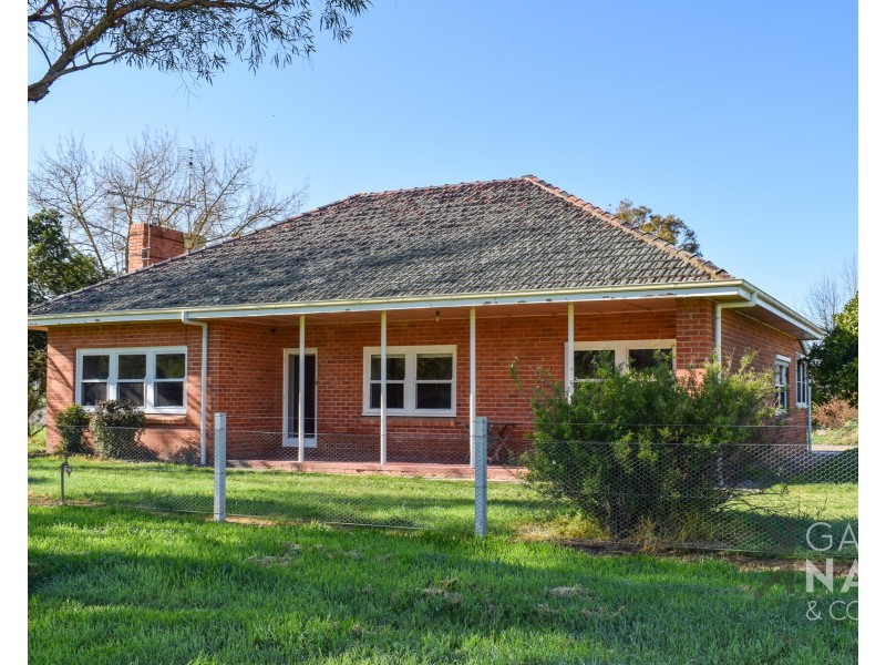 25 Rogash Road, Upper Ryans Creek VIC 3673