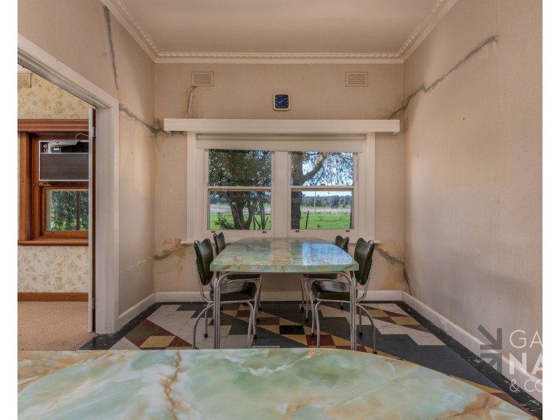 25 Rogash Road, Upper Ryans Creek VIC 3673