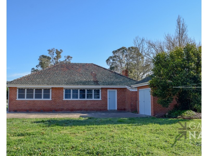 25 Rogash Road, Upper Ryans Creek VIC 3673