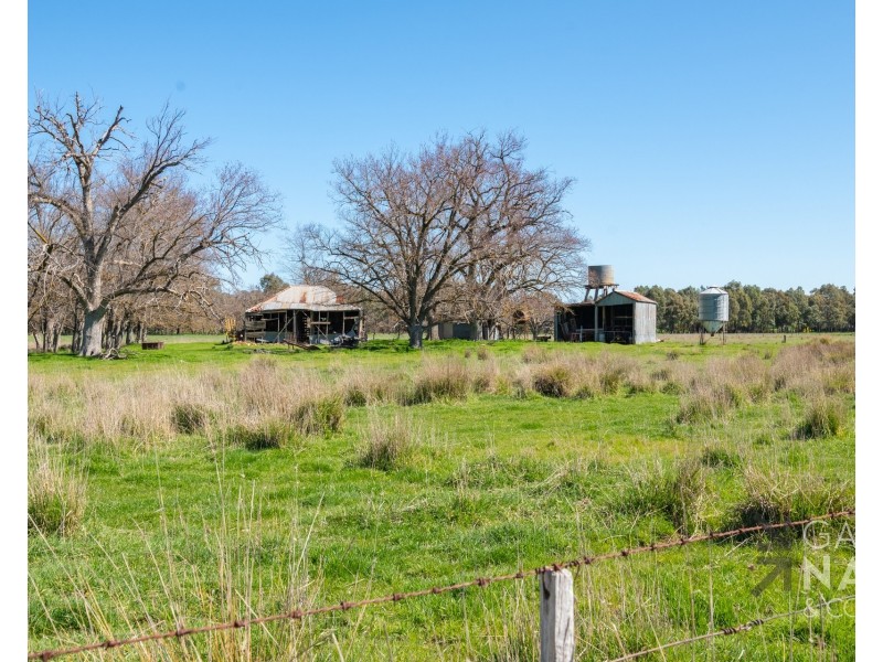 25 Rogash Road, Upper Ryans Creek VIC 3673