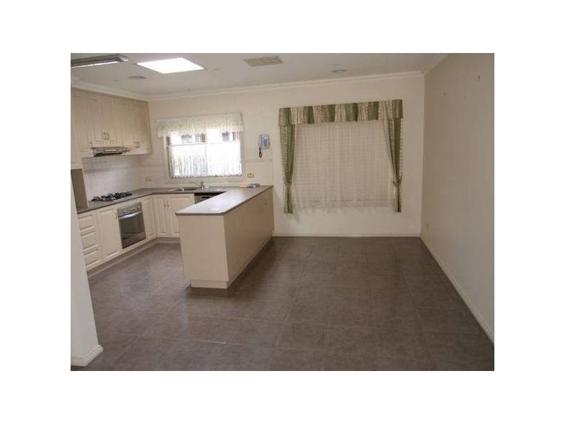 2 Deakin COURT, Wangaratta VIC 3677