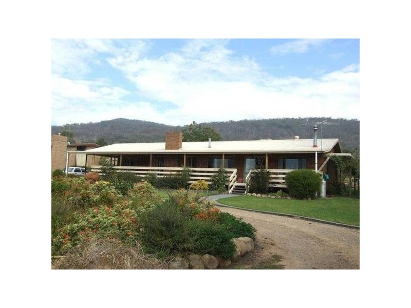5 Kurrajong LANE, Glenrowan VIC 3675