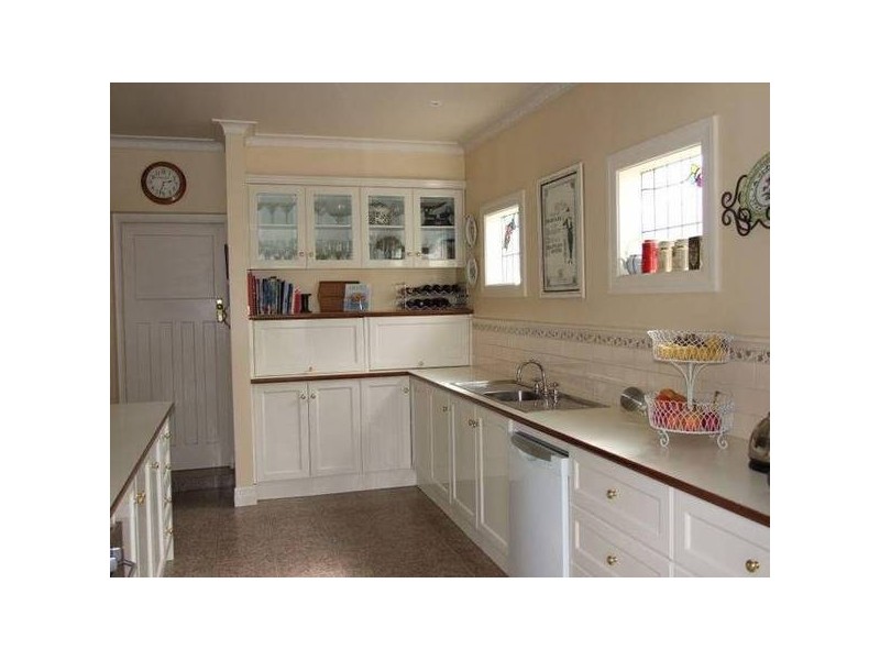 2 Millard STREET, Wangaratta VIC 3677