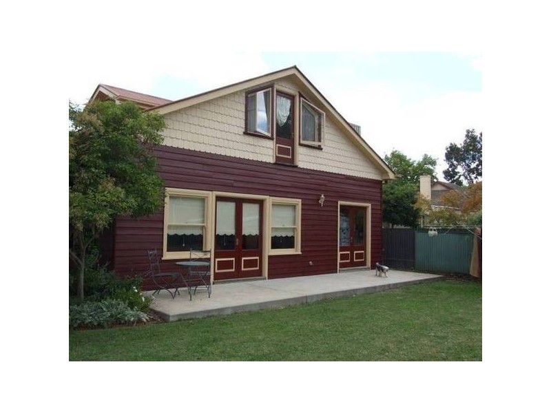 2 Millard STREET, Wangaratta VIC 3677