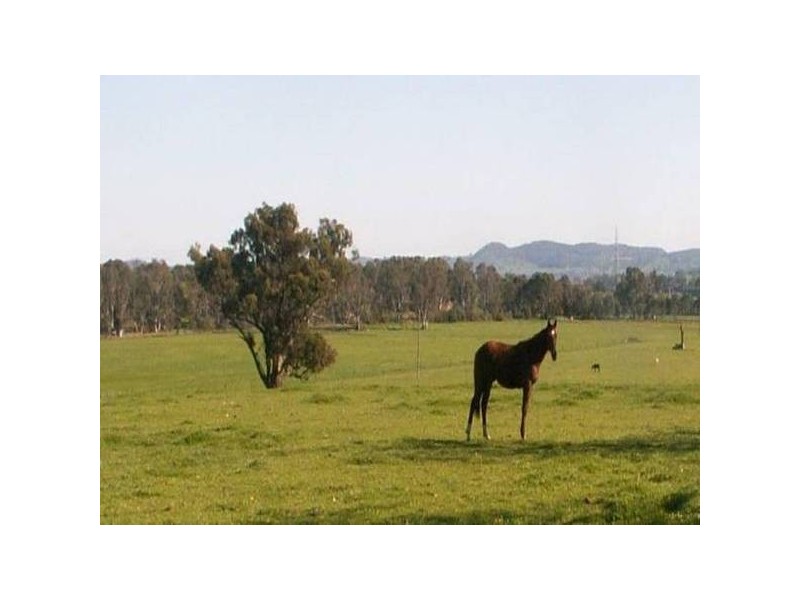 … Kelly Gap ROAD, Glenrowan West VIC 3675