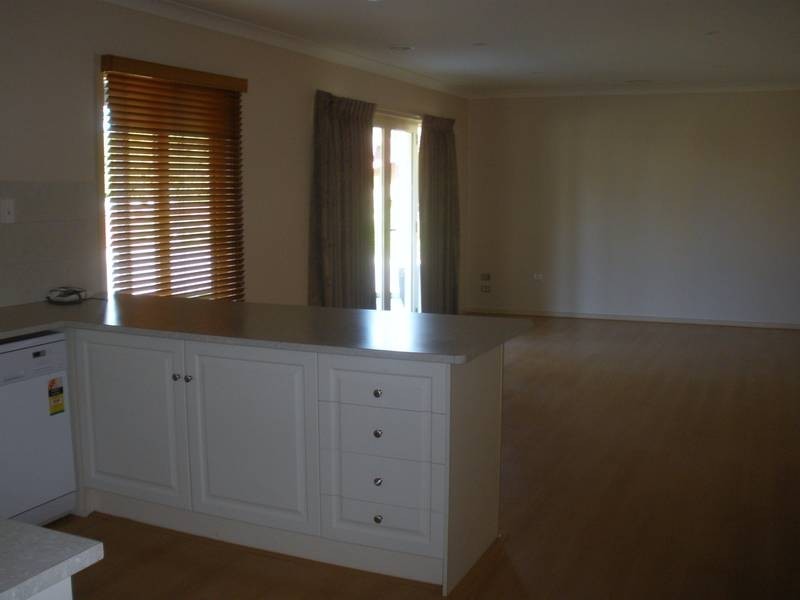 2 Boys Place, Wangaratta VIC 3677