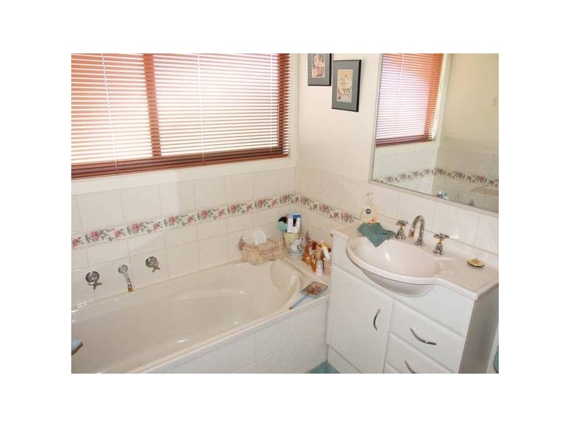 69 Docker Street, Wangaratta VIC 3677