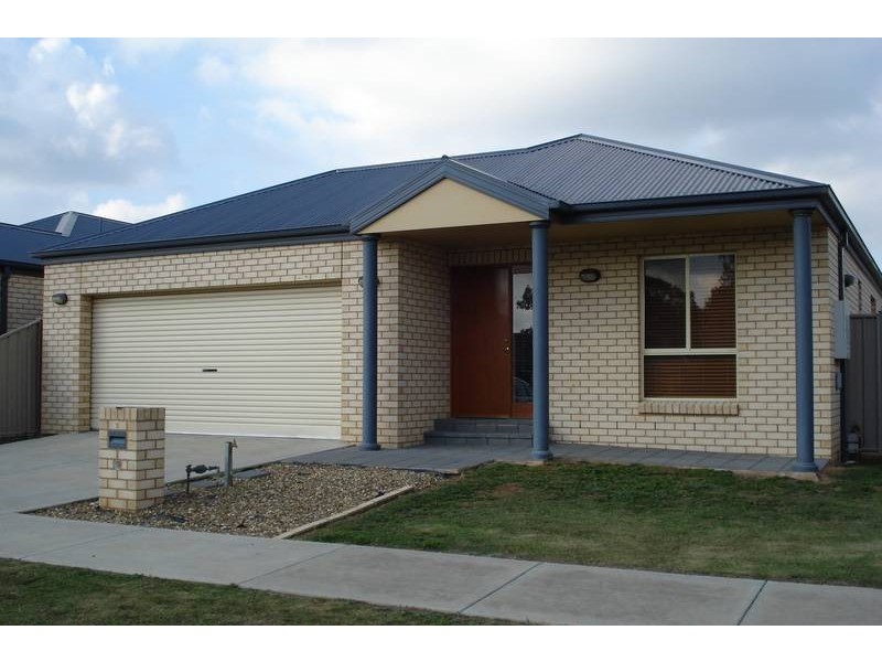2 Collyndale Drive, Wangaratta VIC 3677