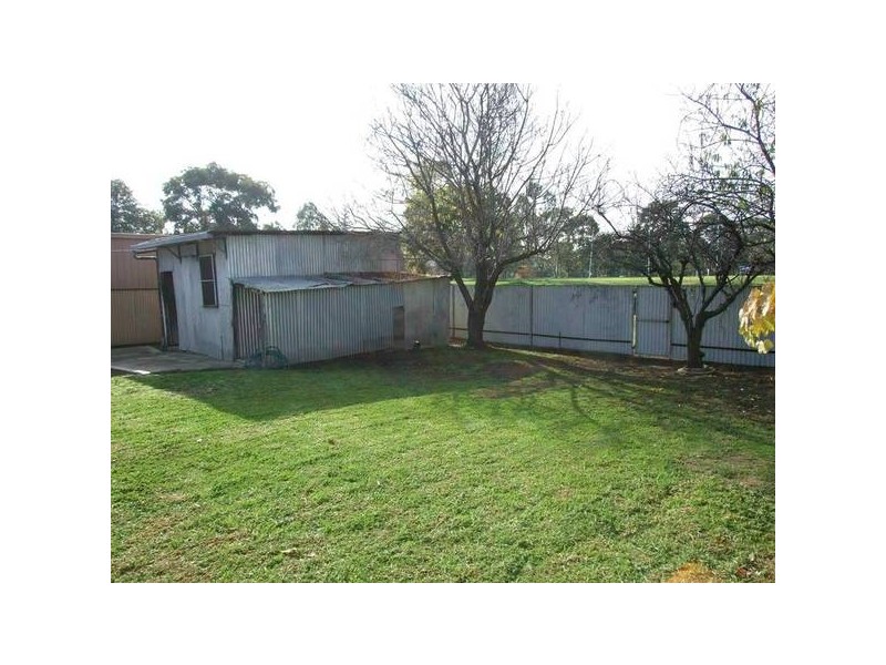 3 YOUNGER STREET, Wangaratta VIC 3677