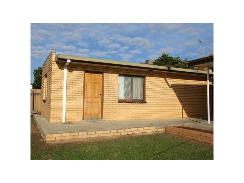 3 YOUNGER STREET, Wangaratta VIC 3677