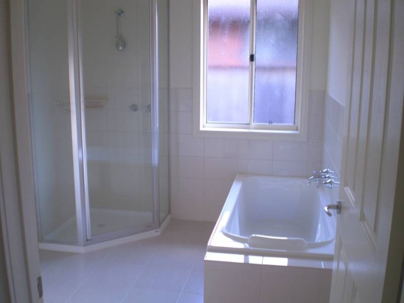 2/64 Sisely Avenue, Wangaratta VIC 3677