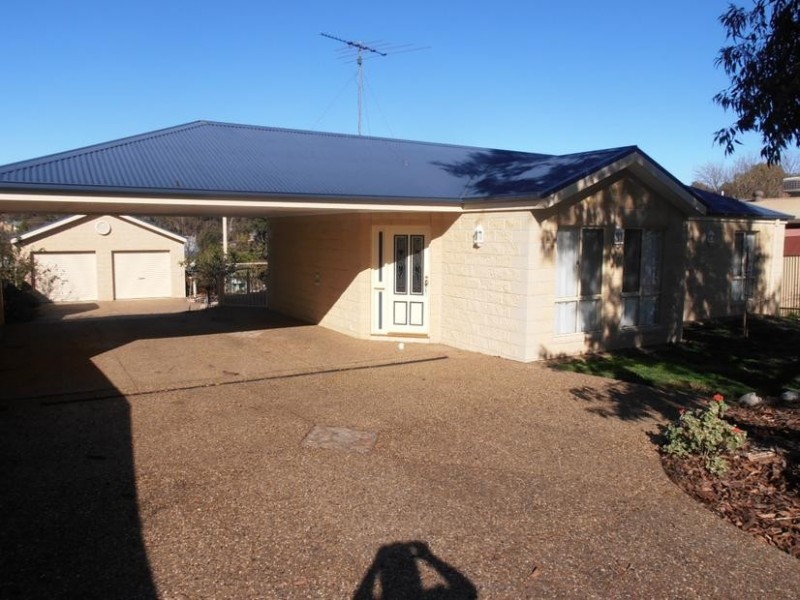 46 Church Street, Glenrowan VIC 3675