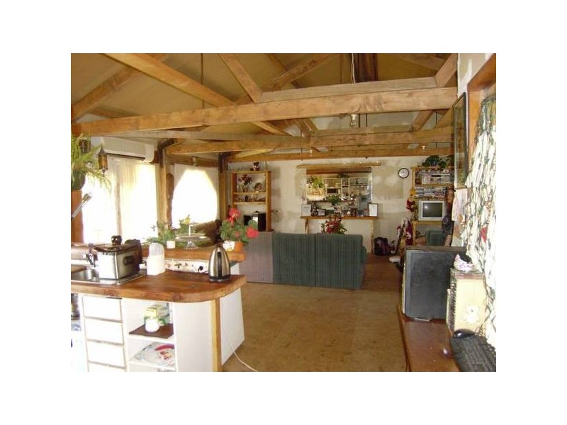 Greta South VIC 3675