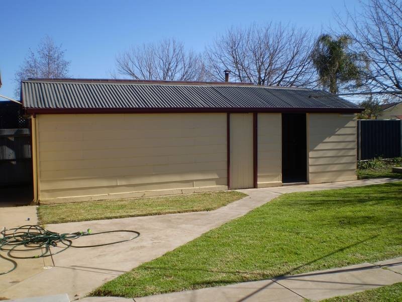 8 Sisely Avenue, Wangaratta VIC 3677