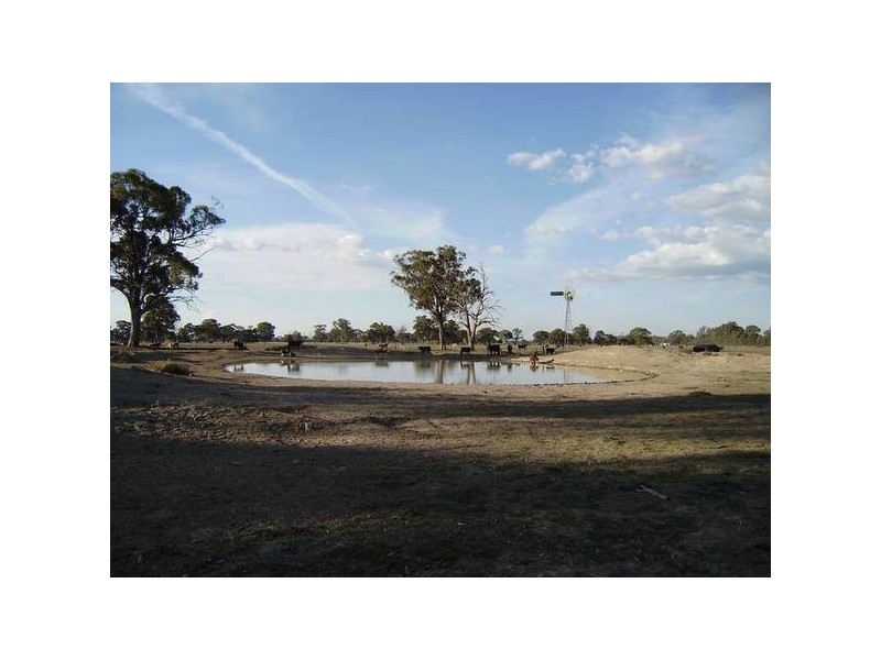 Railway Road, Bowser VIC 3678