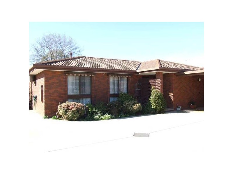 2/2 Skehan Avenue, Wangaratta VIC 3677
