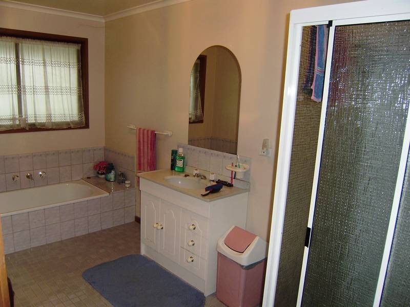 Tarrawingee VIC 3678