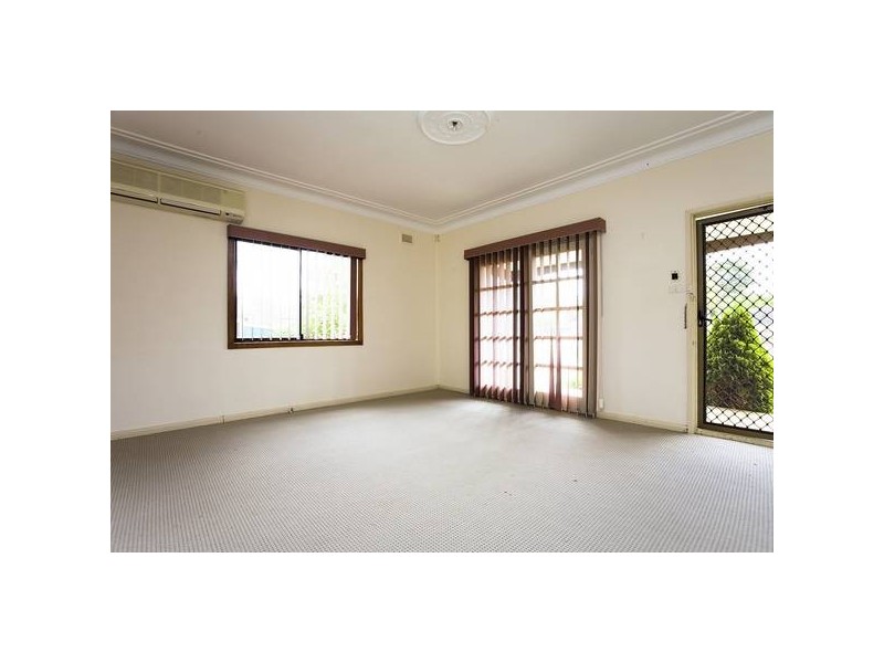 31 Rutherford Street, Blacktown NSW 2148