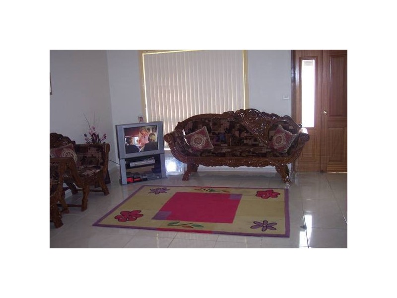 2B AIMEE STREET, Quakers Hill NSW 2763