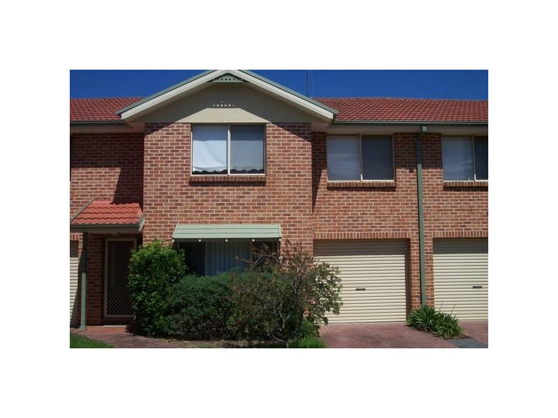 Farnham Road, Quakers Hill NSW 2763