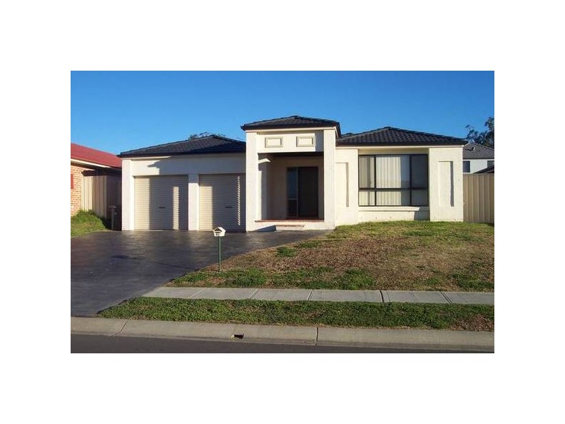 Sapphire Circuit, Quakers Hill NSW 2763