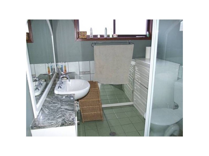 Warrimoo Drive, Quakers Hill NSW 2763