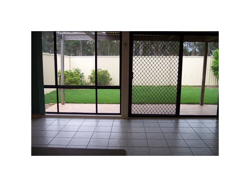 Manorhouse Boulevard, Quakers Hill NSW 2763