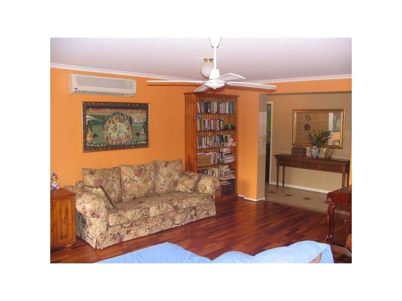 42 Phoenix Avenue, Stanhope Gardens NSW 2768