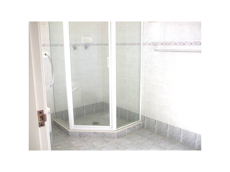 2/10 Lovegrove Drive, Quakers Hill NSW 2763