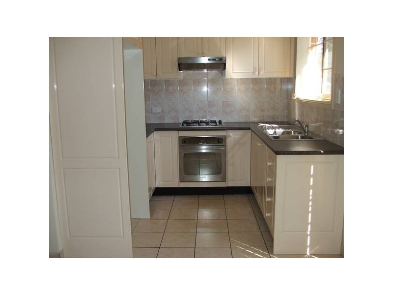 1./30 Hillcrest Road, Quakers Hill NSW 2763