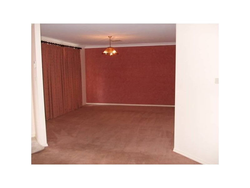 81 Pagoda Crescent, Quakers Hill NSW 2763